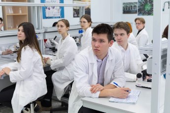 Kako protiče upis u srednje škole i fakultete i kakva su interesovanja učenika