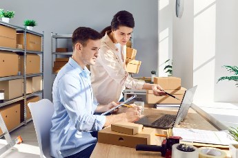 Mikromenadžment: nevidljiva senka savremenog rukovođenja