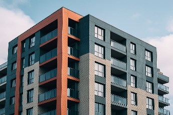 Šta ako se trendovi preokrenu? Mogući scenariji za srpsko tržište nekretnina 2025-2026.