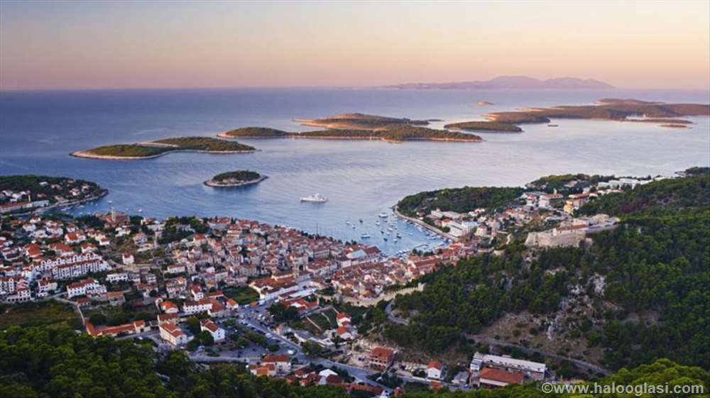 trazim muskarca za seks lični kontakti hvar