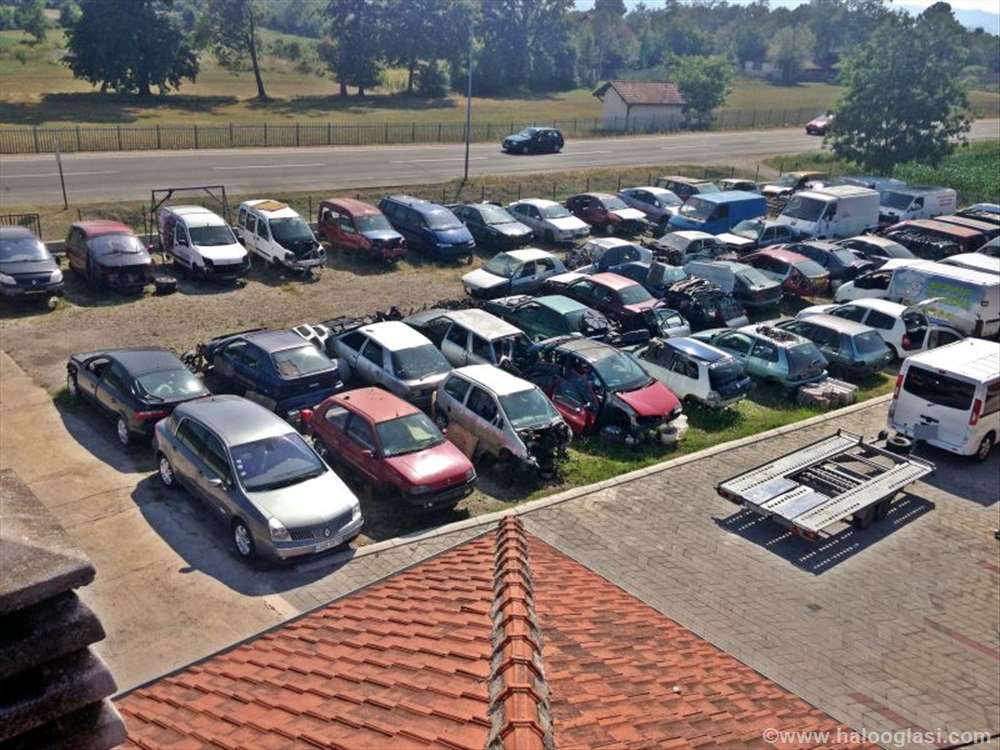 Renault Delovi Auto Otpad Halo Oglasi