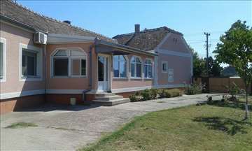 Prodaja kuća Krnješevci | Halo oglasi nekretnine