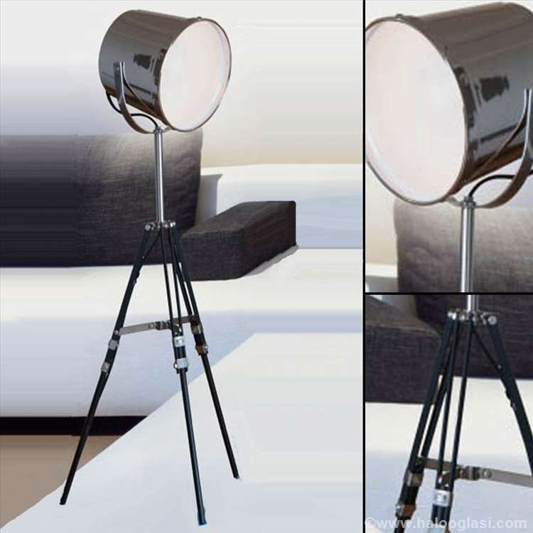 Spot theater 64cm Grundig Floor Lamp Halo Oglasi