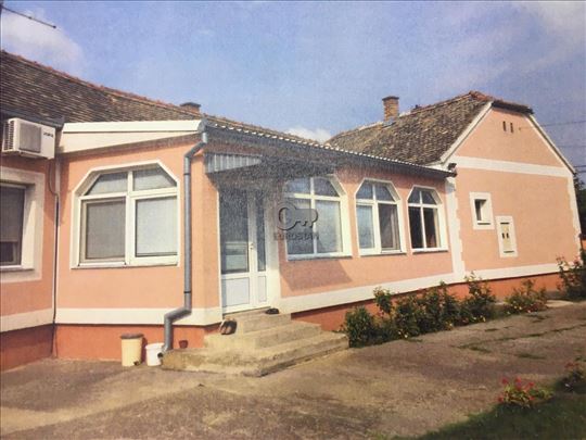 Prodaja kuća Stara Pazova | Halo oglasi nekretnine