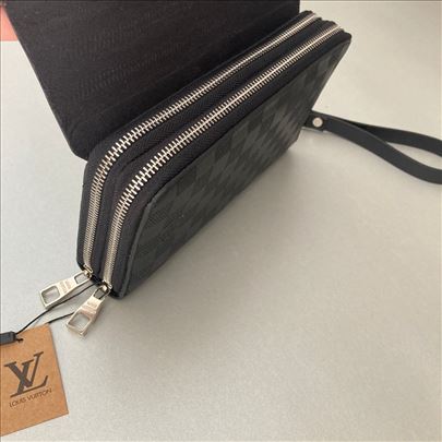 Muska torbica Louis Vuitton