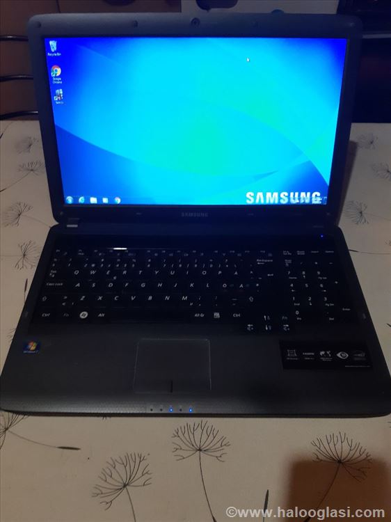 Samsung R530 15.6/c2d T3100/4gb ddr3/250gb hd/kam | Halo Oglasi