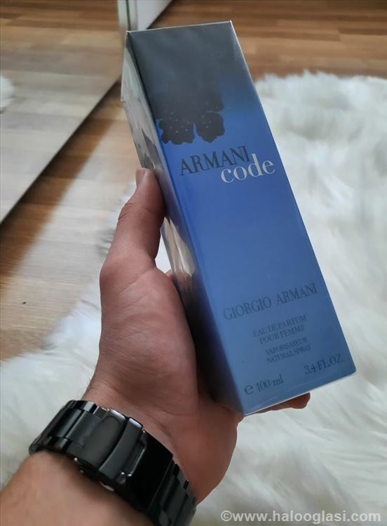 upijajući kolektivan Jeftino je  Armani code 100ml- Zenski parfem | Halo Oglasi