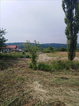 Prodaja zemljišta Velika Moštanica Halo oglasi