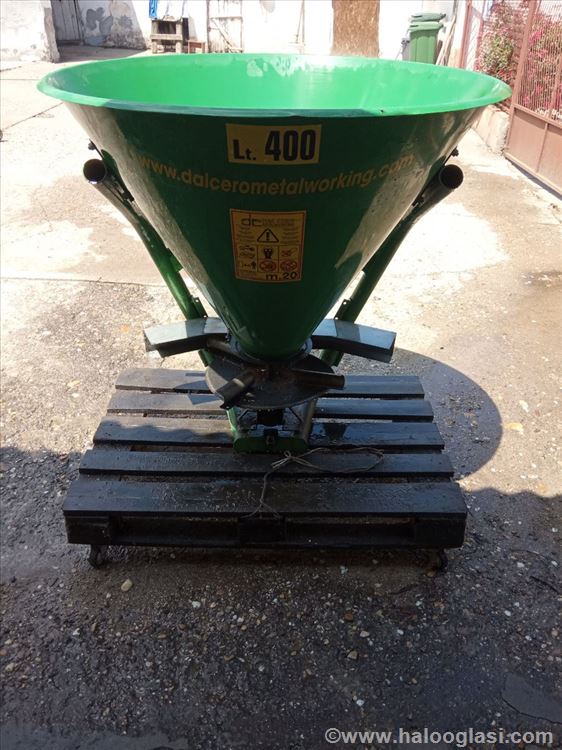 Rasipac Za Mineralno Djubrivo Halo Oglasi