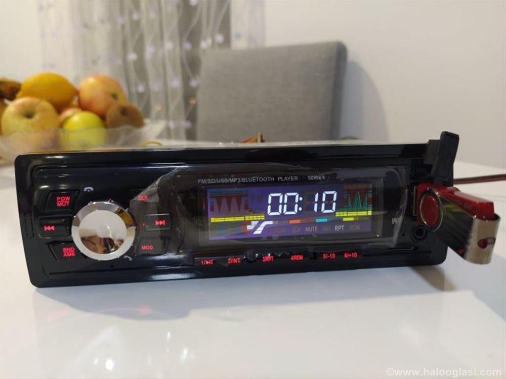 Radio za kola USB Bluetooth FM radio Halo Oglasi