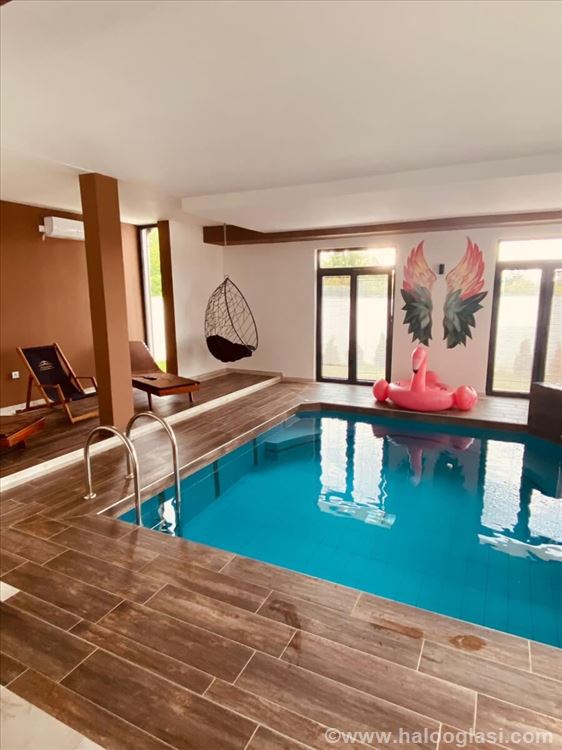 Indoor Pool Vila — фото