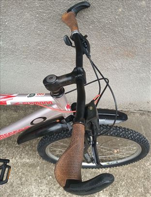 GT Aggressor alu mtb bicikl 3x8 | Halo 