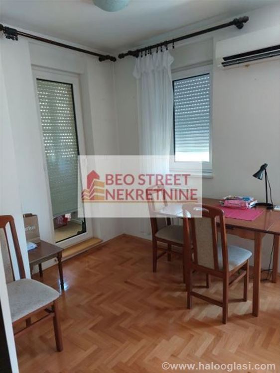 - VOZDOVAC SF 1207 | Halo Oglasi