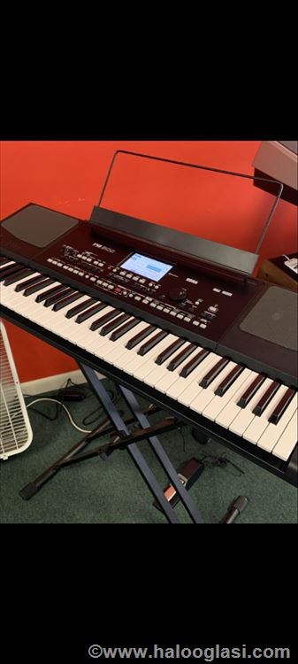 Korg pa 300 | Halo Oglasi