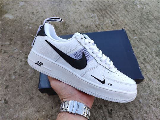 Nike air 2024 force 1 oglasi