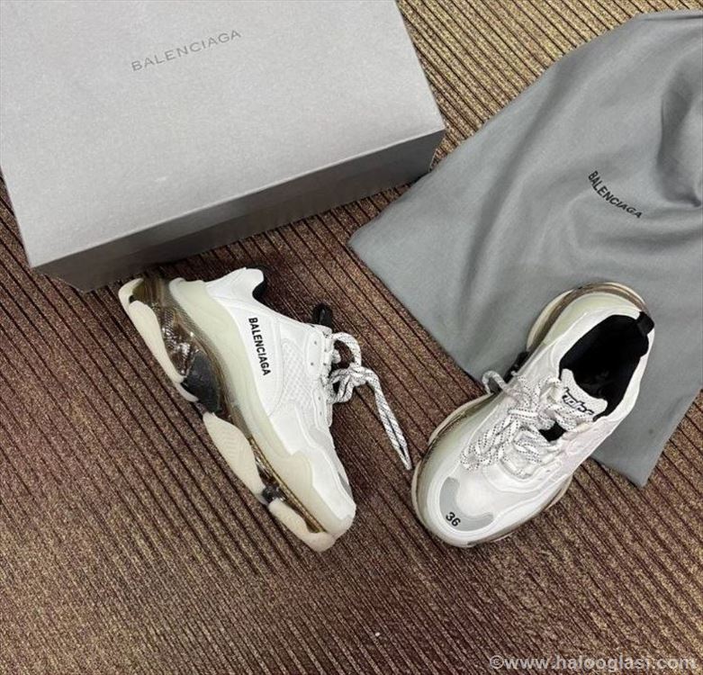 balenciaga triple white s