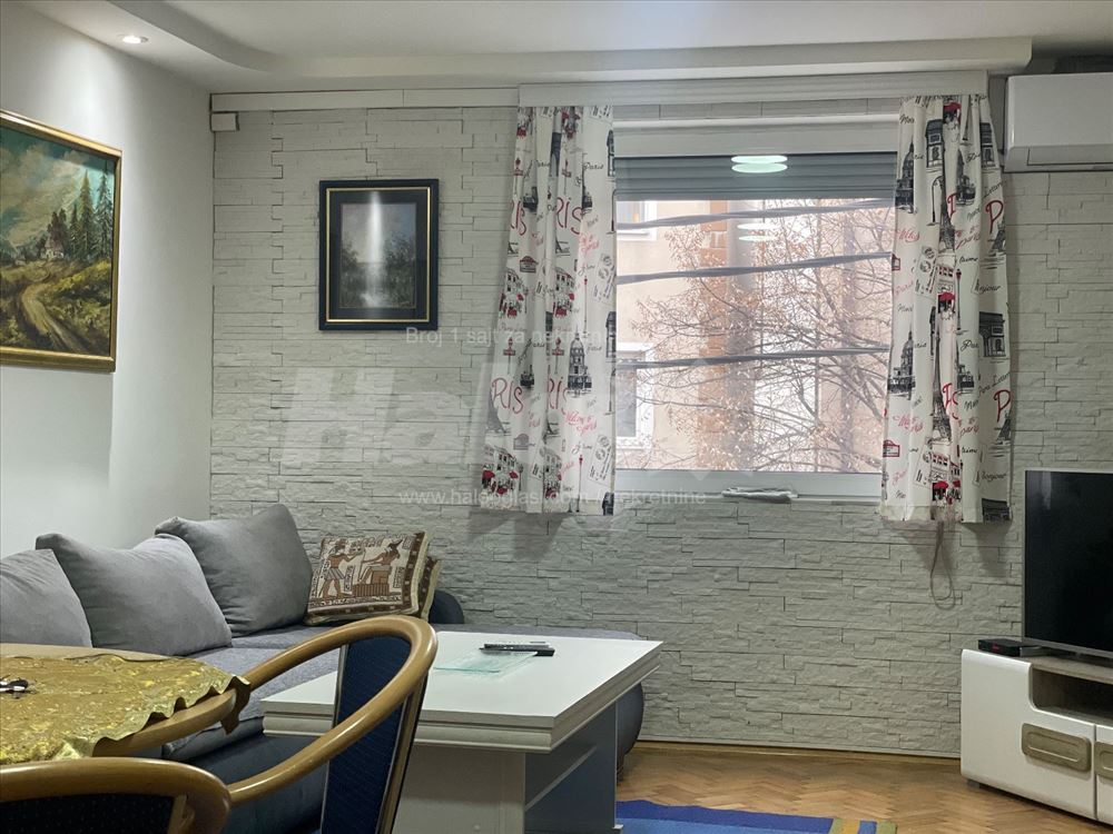 Izdajem stan vracar sa svim troskovim Halo Oglasi