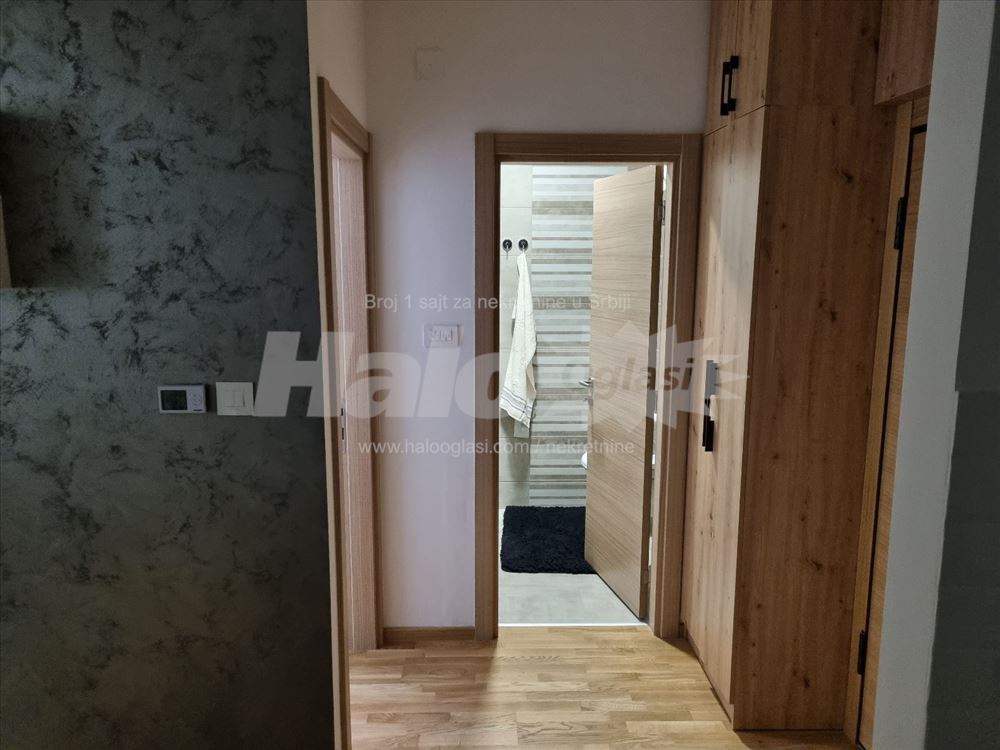 Fotografija stana 9 od 17