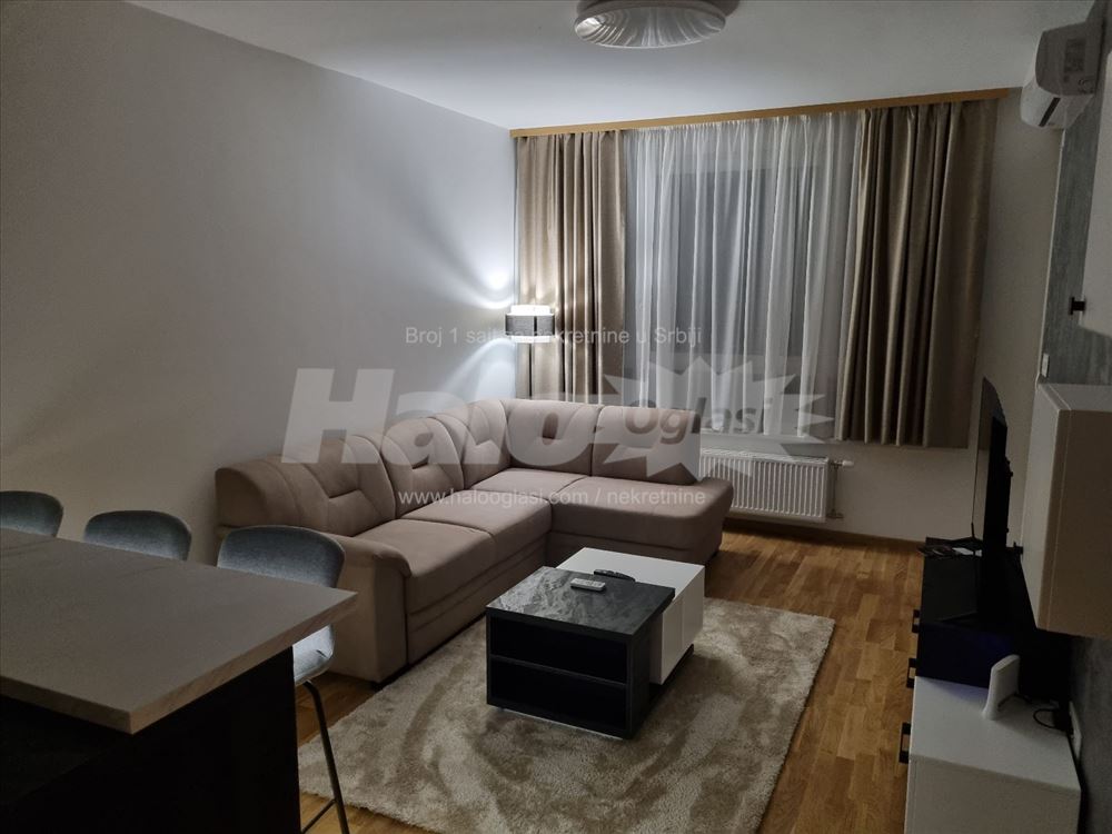 Fotografija stana 10 od 17