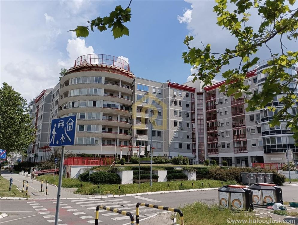 Prodaja, lokal, Bulevar Zorana Djindjica 67, 77m2, Halo Oglasi