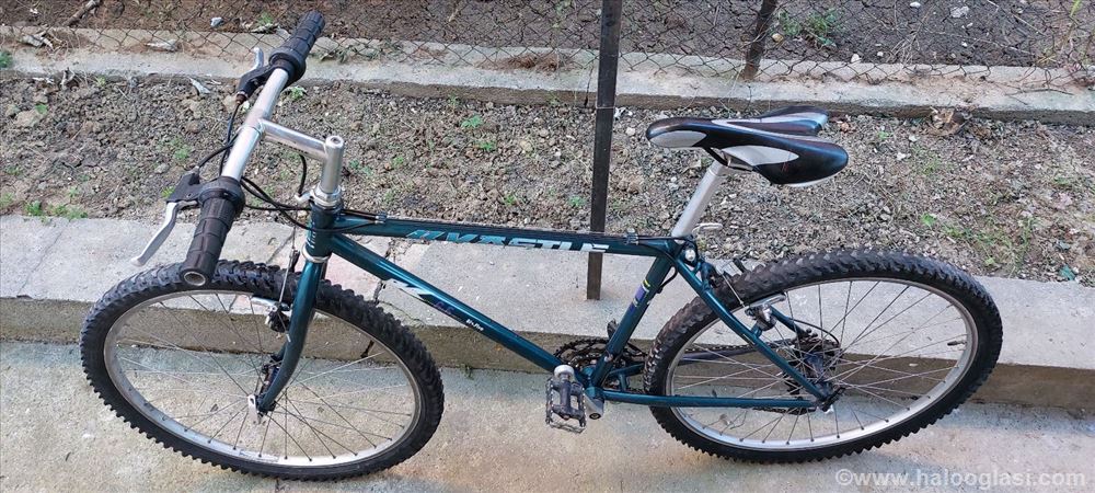 VTT Kastle 305 26 Pouces - Cadre Aluminium 61cm - Groupe XT/XTR - Vintage