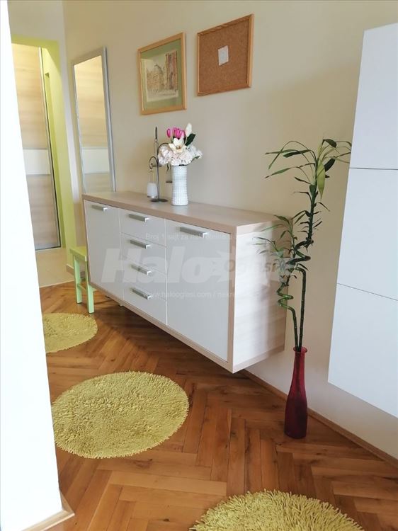 Fotografija stana 6 od 15