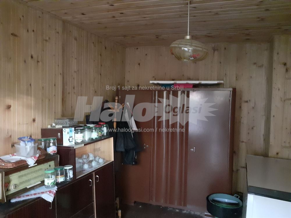 Vase Carapica, Podina, 75m2 Halo Oglasi