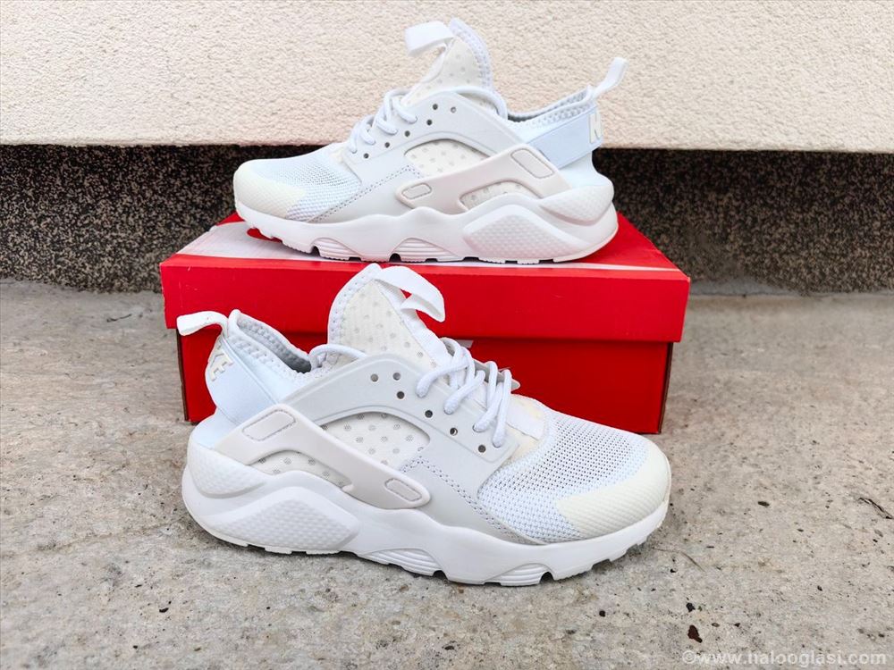 nike huarache zenske cena
