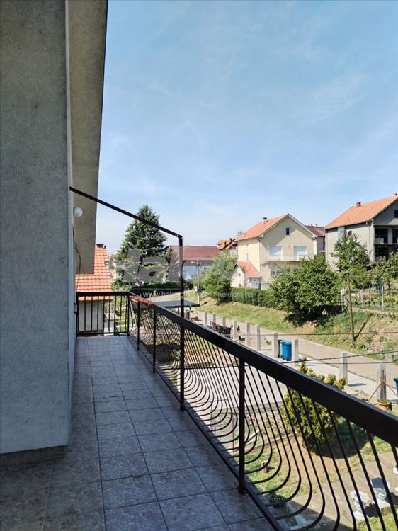 Apartment for rent priced below market in Oslobođenja 10. deo