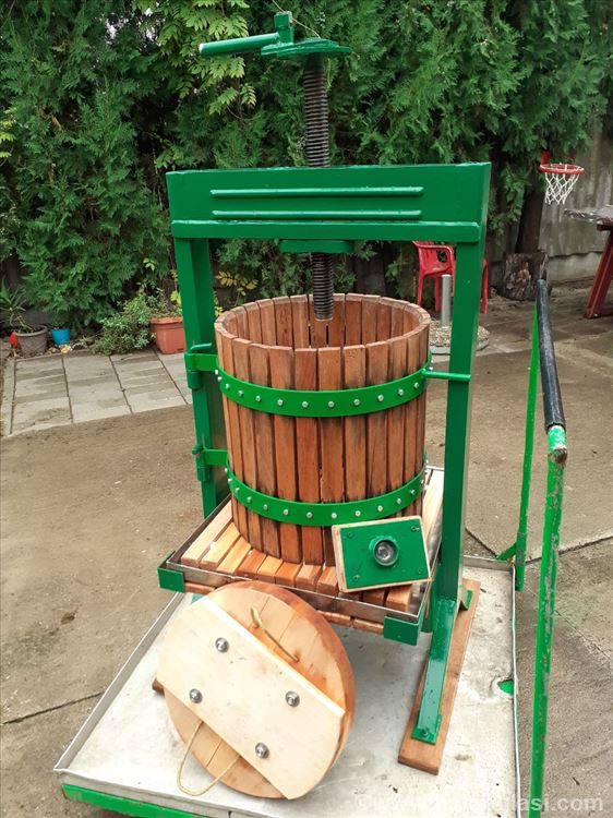 Presa za voće grožđe | Halo Oglasi