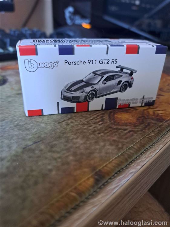 Burago Porsche 911 GT2 RS 1:64 | Halo Oglasi