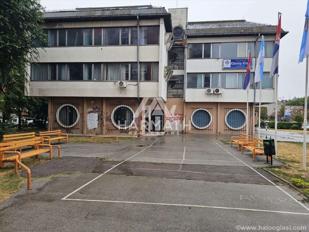 Poslovni/poslovni prostor na prodaju, Centar — fotografija