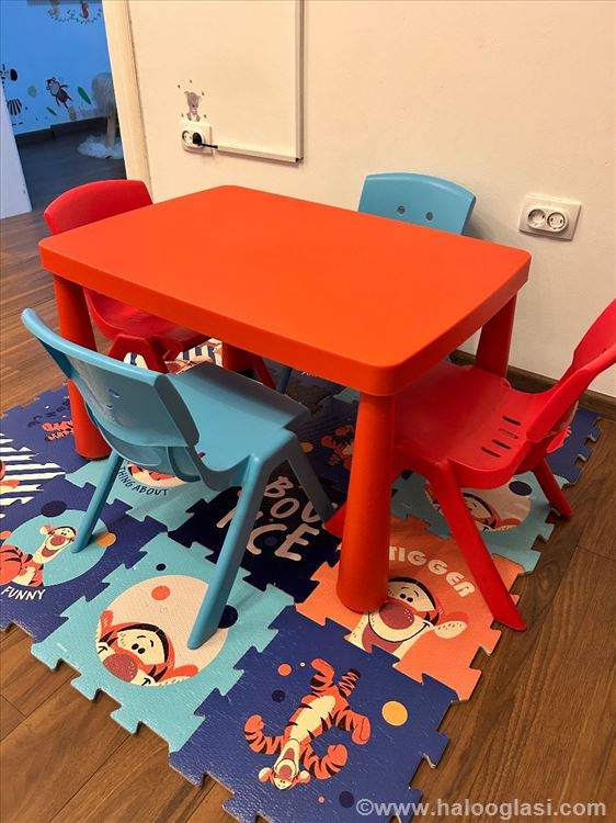 Dečiji sto i stolice Halo Oglasi