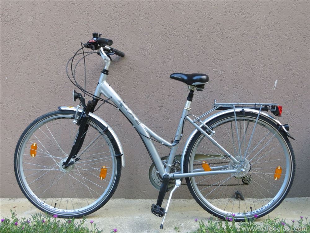 Vélo Ville Femme RIXE Chambery Wellness - 28 Pouces - Aluminium - 21 Vitesses