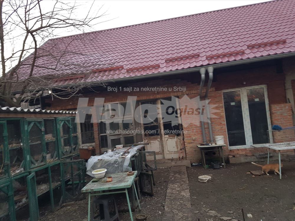 Продается дом в Pančevu, рядом с новым блошиным рынком. — фото
