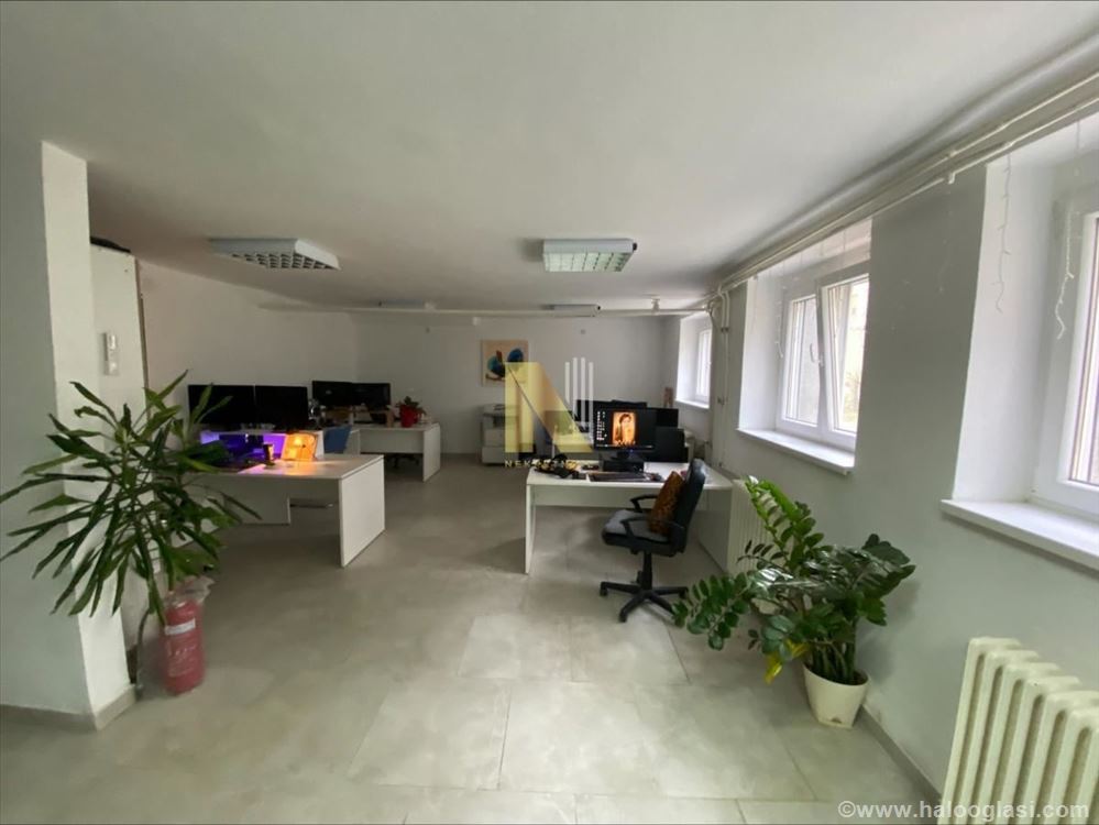 Poslovni prostor u ulici Vase Stajića — fotografija