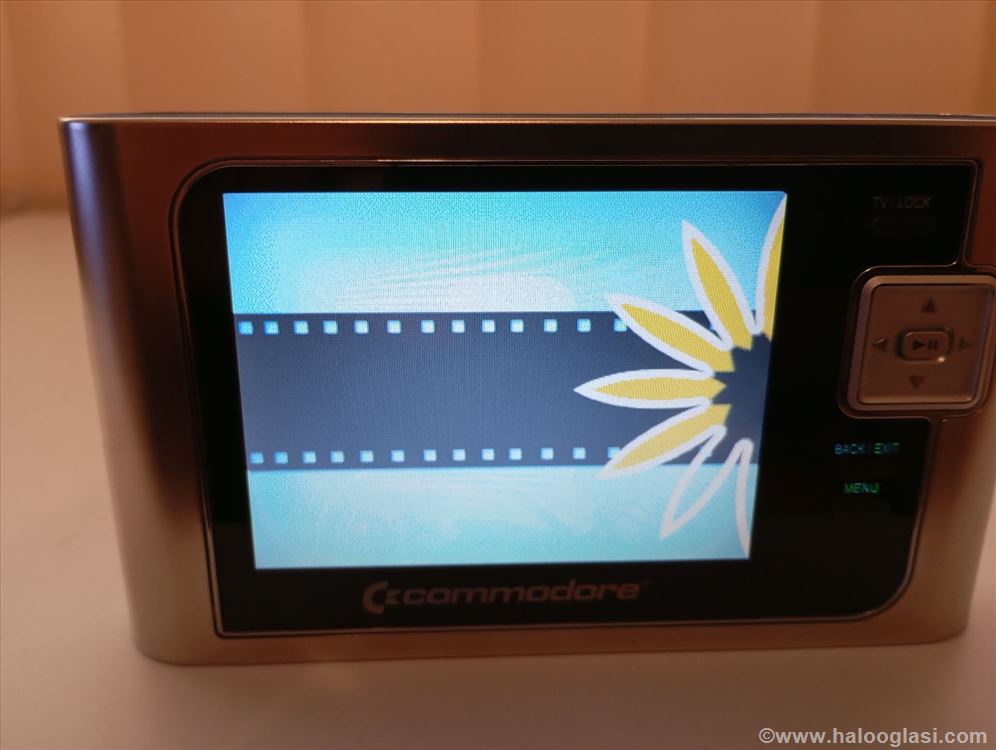 Commodore 30 GB Multi Media player PMC30 | Halo Oglasi
