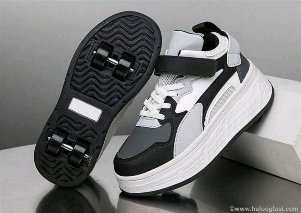 Patike roleri 2u1,poluduboke,ima brojeva | Halo Oglasi