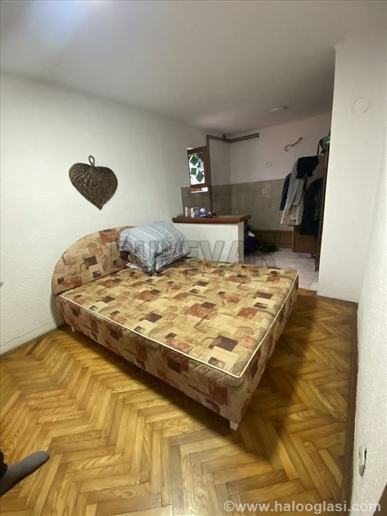 Kuća u Stanovu — fotografija