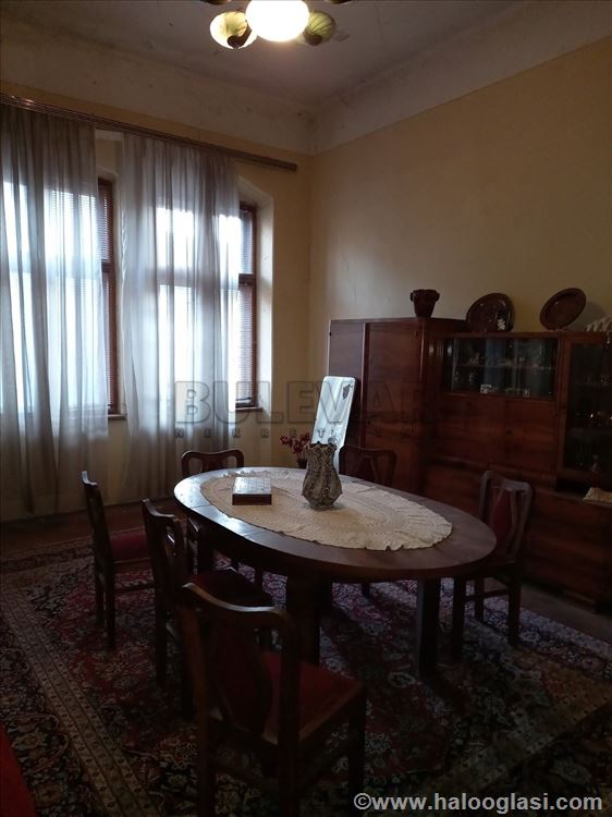Дом в Крагуеваце, центр - дом 166 м2, подвал 10 — фото