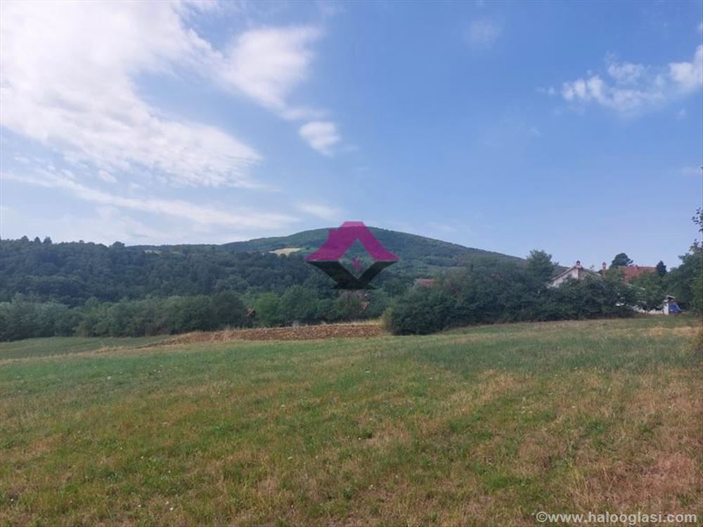 Odlična ponuda ! Nemenikuće, građevinski plac u po — fotografija