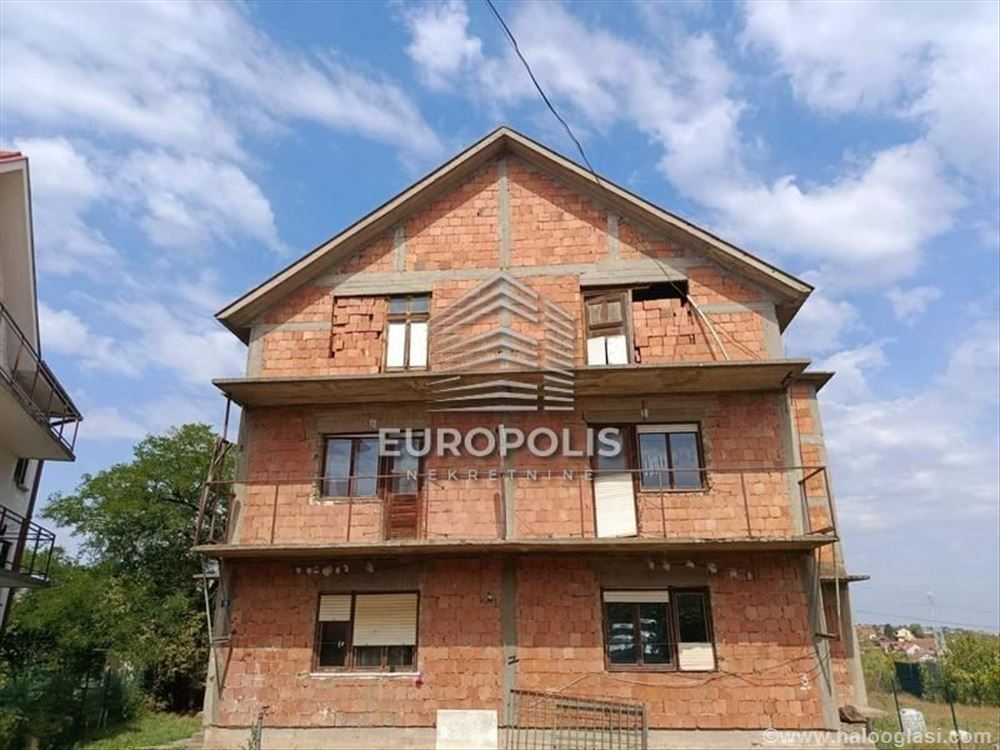 Apartment for sale priced below market in Leštane