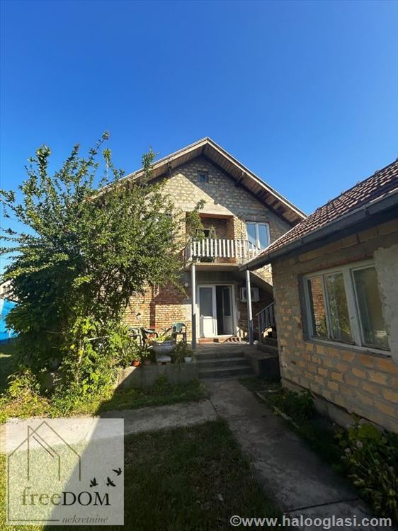 Apartment for sale priced below market in Klisa