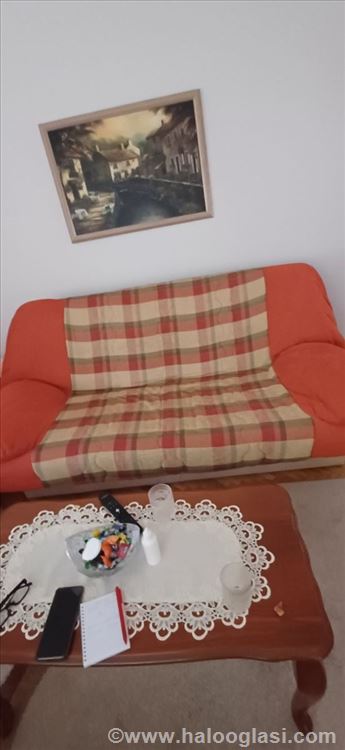Prodajem SIMPO trosed Nevena sa stranicama | Halo Oglasi