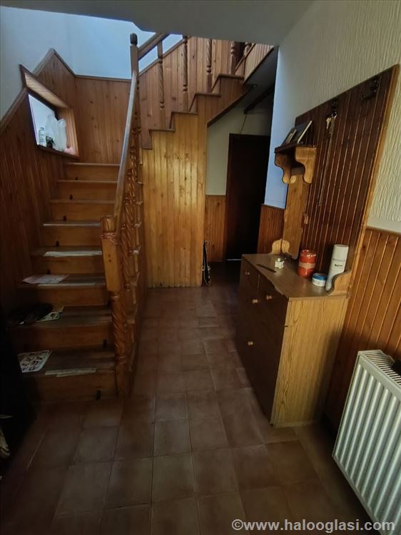 Семейный дом в Сушице — фото