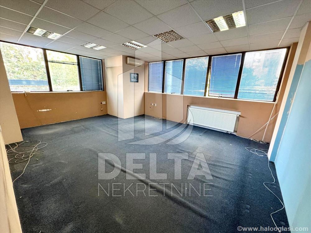 Poslovni prostor na Bulevaru, kod Delte — fotografija