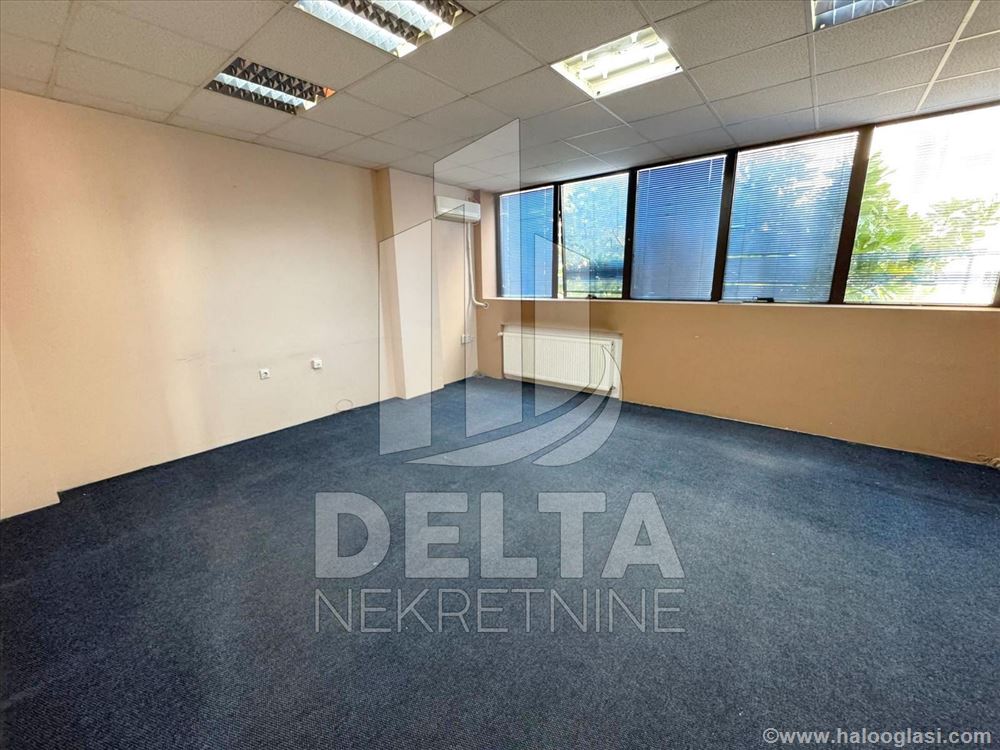 Poslovni prostor na Bulevaru, kod Delte — fotografija