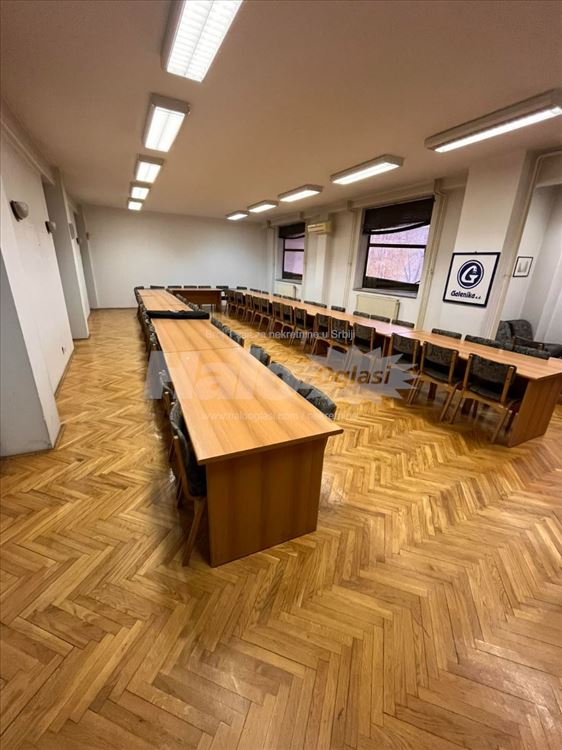 Poslovni prostor - Ambasador — fotografija