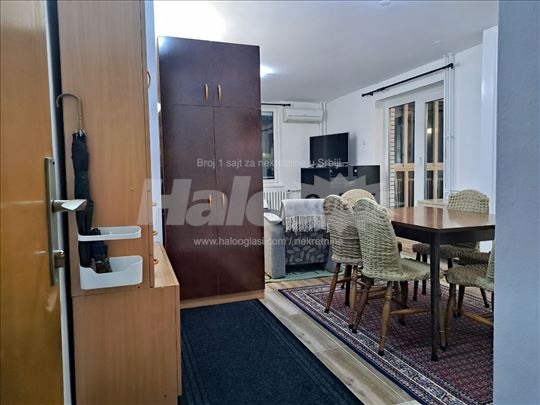 Fotografija stana 3 od 6