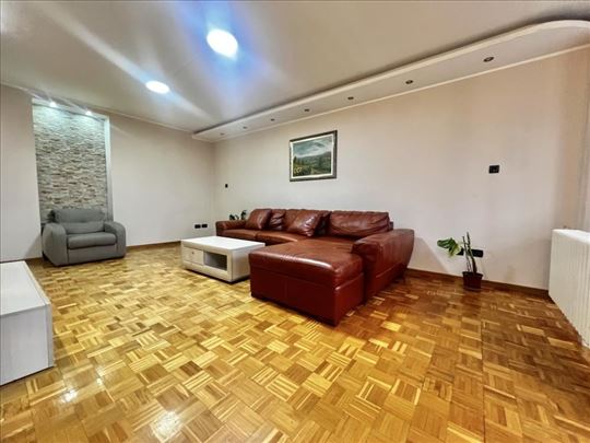 Fotografija stana 3 od 6